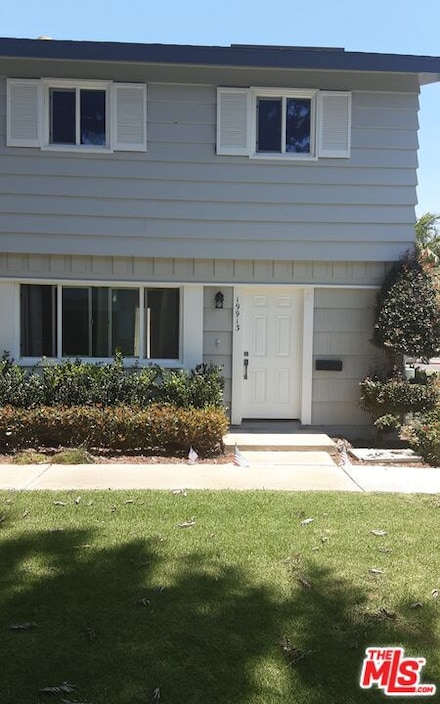 19913 Lures Ln, Huntington Beach, CA 92646