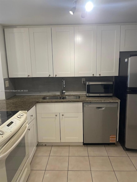 4384 NW 9th Ave Unit 201F, Deerfield Beach, FL 33064