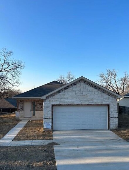 6059 Plum Dale Rd, Dallas, TX 75241