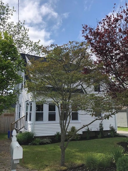10 Walsh Ave, Barrington, RI 02806