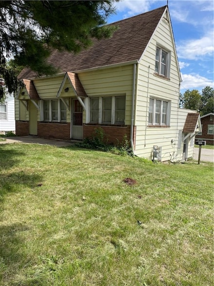 2321 E Wood St, Decatur, IL 62521