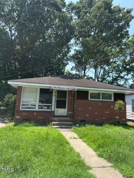 611 E Highland Ave, Rocky Mount, NC 27801