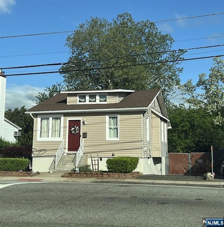 459 Riverside Ave, Lyndhurst, NJ 07071
