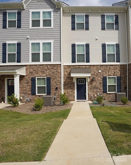 1725 Aspire St, Charlotte, NC 28262