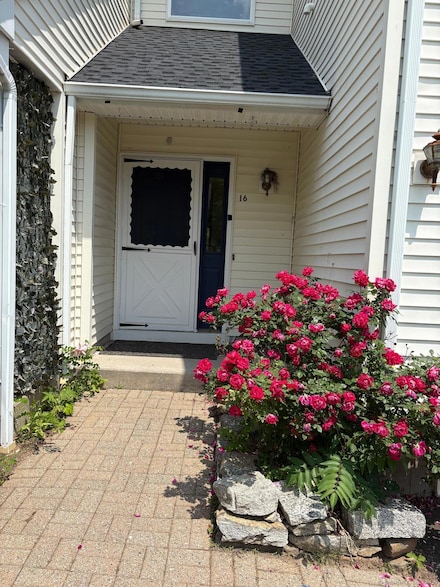 16 Maple St Unit 16, Vernon Rockville, CT 06066
