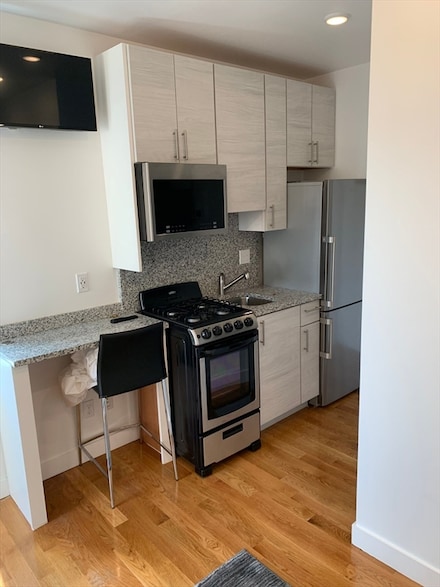 16 5th St Unit 23, Chelsea, MA 02150