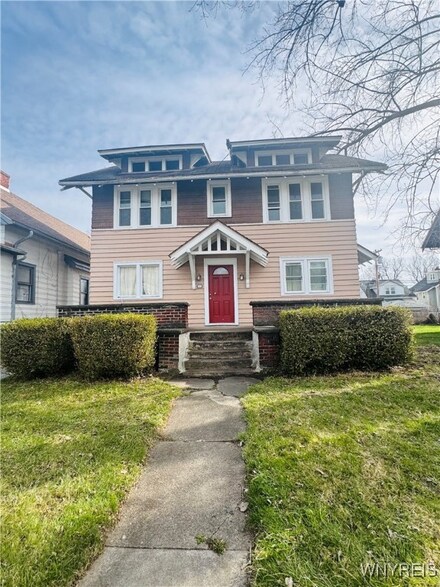 167 Winspear Ave, Buffalo, NY 14215
