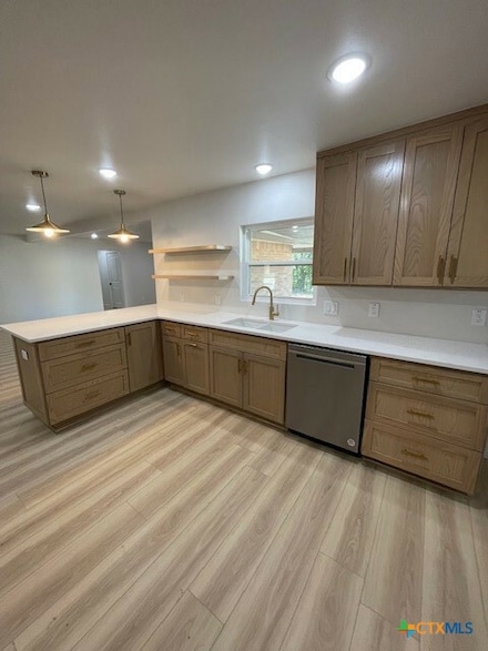 1221 N Hamilton St, Gonzales, TX 78629
