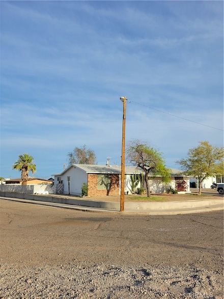2012 Parkway St, Needles, CA 92363