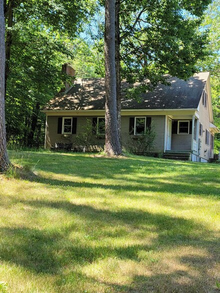 24 Driscoll Rd, Deering, NH 03244