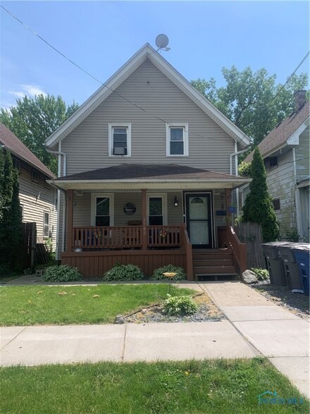 2382 York St, Toledo, OH 43605