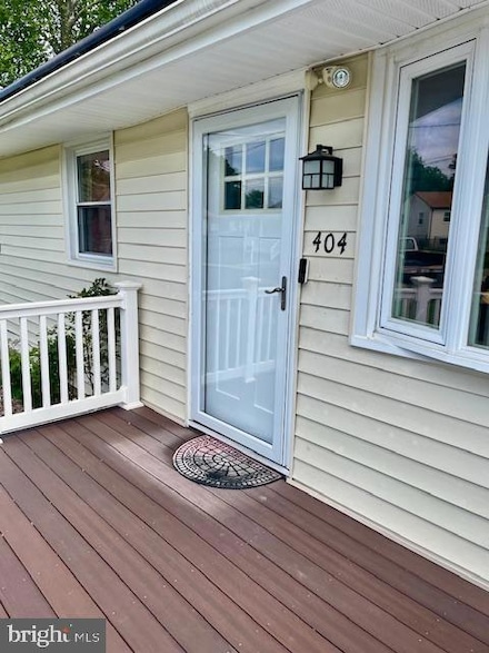 404 Carl Ave, Linthicum Heights, MD 21090