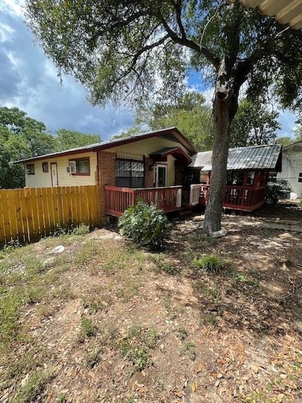 912 Walter St, Austin, TX 78702