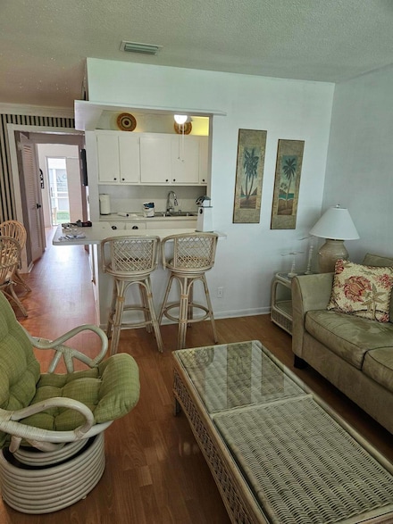 680 Horizon W Unit 211, Boynton Beach, FL 33435