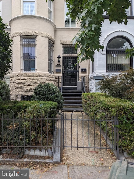 1923 13th St NW Unit B, Washington, DC 20009