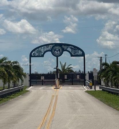 10601 NW 105th Way, Medley, FL 33178