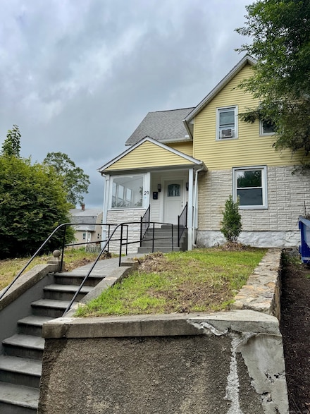 29 Bellevue St, Waterbury, CT 06704