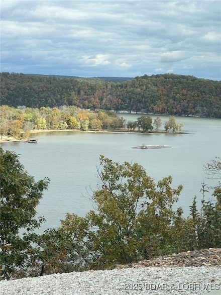 4423 Lws High Point Rd, Stover, MO 65078