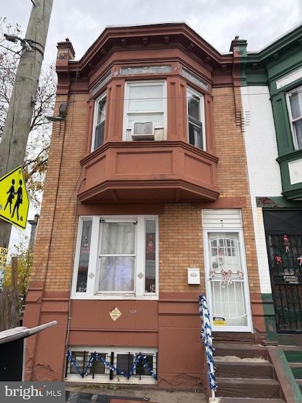 604 W Clearfield St, Philadelphia, PA 19133