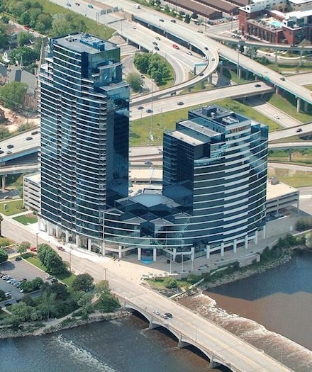 335 Bridge St NW Unit 2105, Grand Rapids, MI 49504