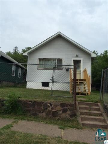 3337 Vernon St, Duluth, MN 55806