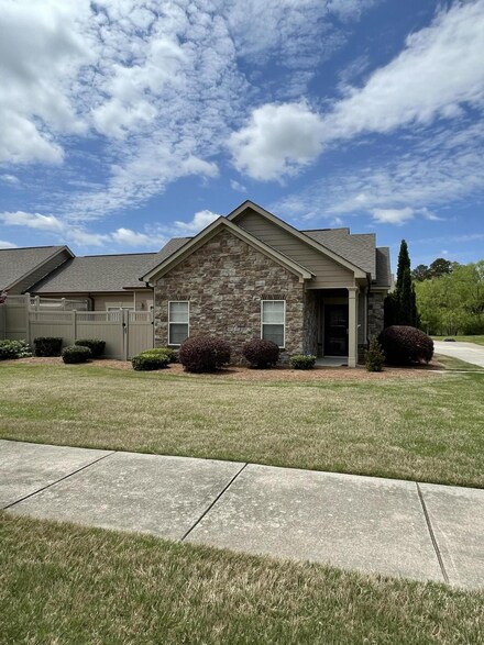 1428 Sedgefield Dr Unit 18b, Ooltewah, TN 37363