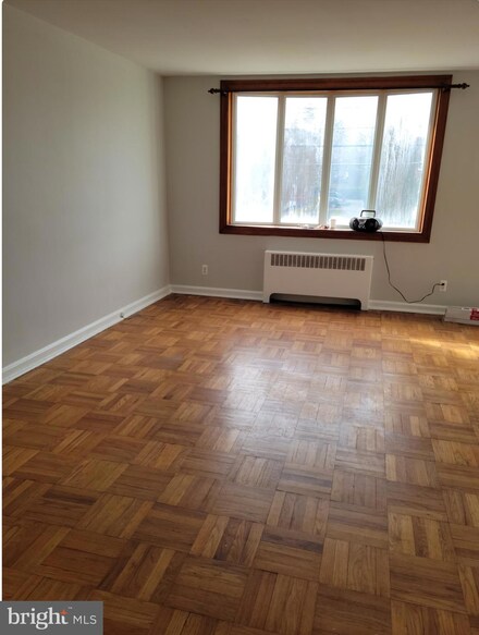 8007 Mansfield Ave, Philadelphia, PA 19150