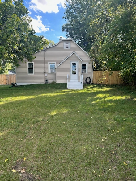 1038 Ridge St, Hammond, IN 46324