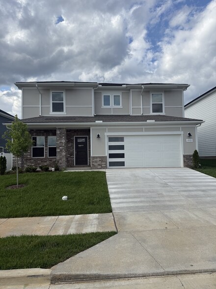 1921 Mahala Dr, Hermitage, TN 37076