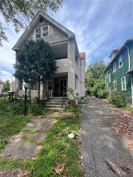 13805 Earlwood Rd, Cleveland, OH 44110