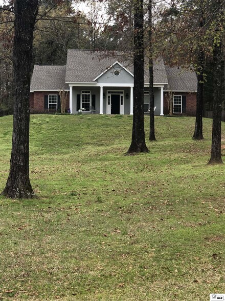 138 Klug St, Dubach, LA 71235