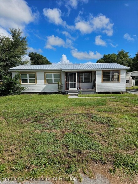 806 Georgia St, Wauchula, FL 33873