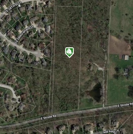 22820 E Strode Rd, Blue Springs, MO 64015