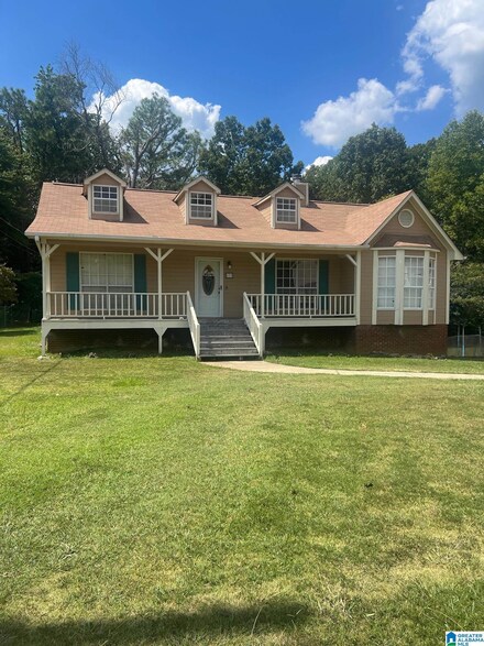 453 Altamont Dr, Pleasant Grove, AL 35127