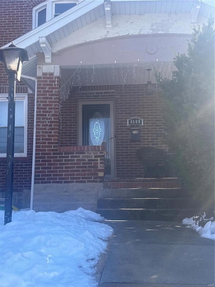 4600 Carrie Ave, Saint Louis, MO 63115