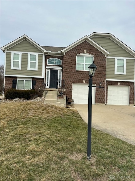 210 Bailey Ln, Springboro, OH 45066
