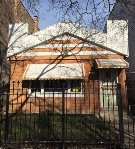 1941 N Keystone Ave, Chicago, IL 60639