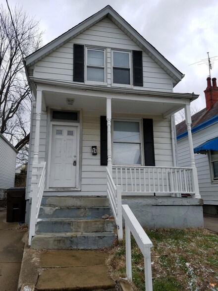 24 Poplar St, Cincinnati, OH 45216
