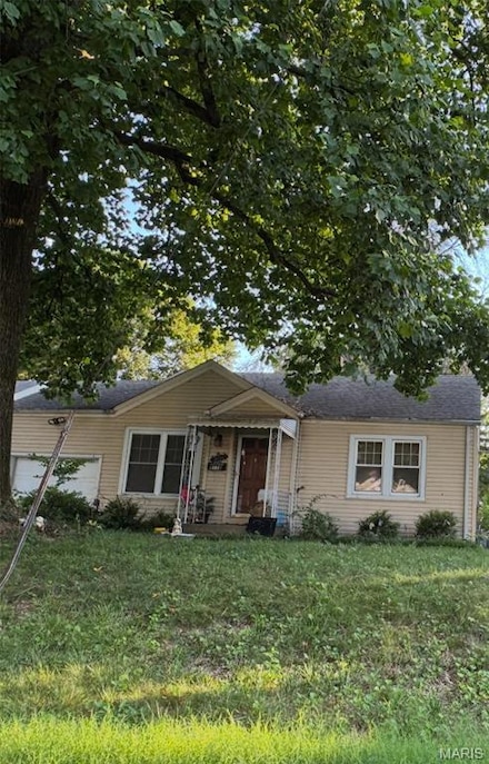 8118 W A St, Belleville, IL 62223