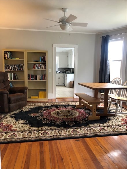 22 Carroll Ave Unit 24, Newport, RI 02840