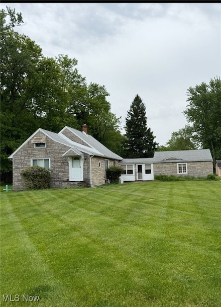 19225 Bowman Dr, Strongsville, OH 44149