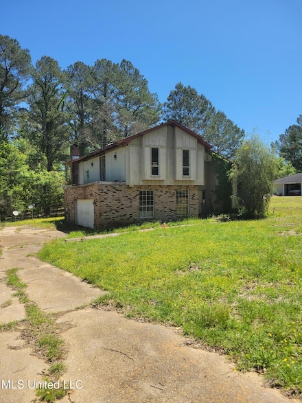4976 Forest Hill Rd, Byram, MS 39272