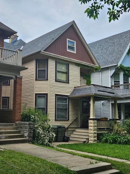 2577 N Frederick Ave, Milwaukee, WI 53211
