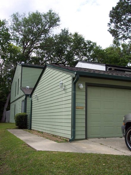2870 Blairstone Ct, Tallahassee, FL 32301