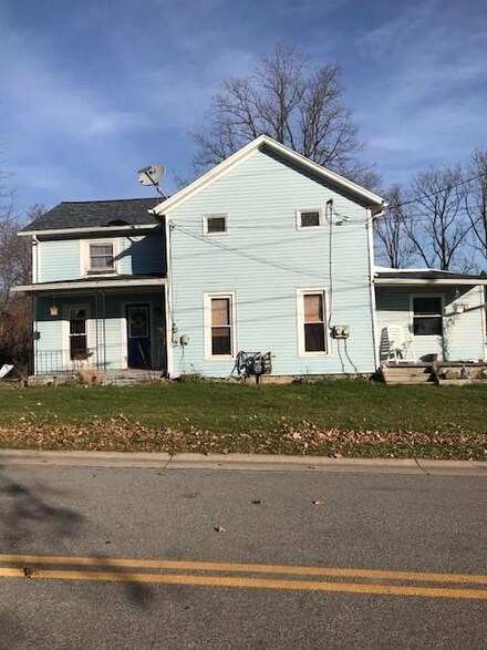 27 Briggs St, Honeoye, NY 14471