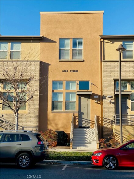 5449 Strand Unit 104, El Segundo, CA 90245