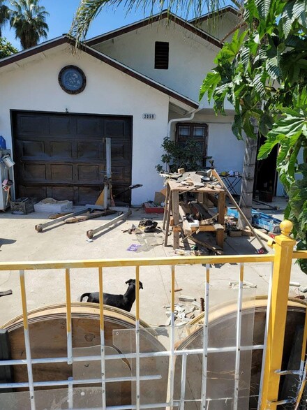 2059 Sylvia St, Selma, CA 93662