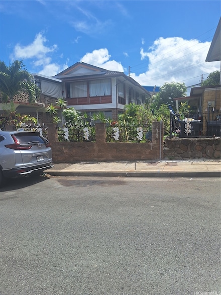 1714 Ema Place, Honolulu, HI 96819