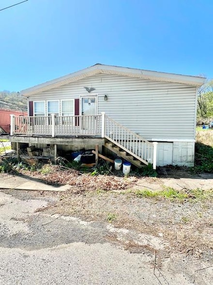 55 Chestnut St, Driftwood, PA 15832