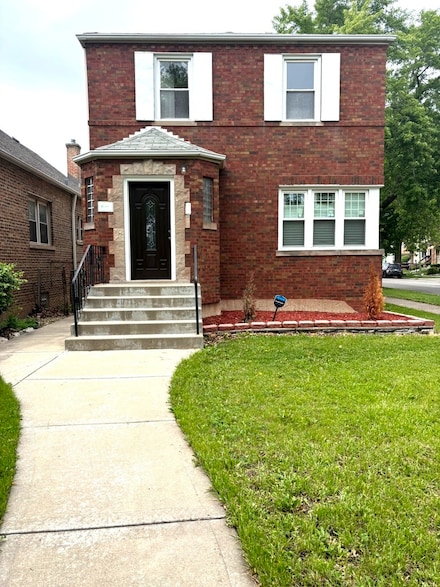 1900 W 83rd St, Chicago, IL 60620